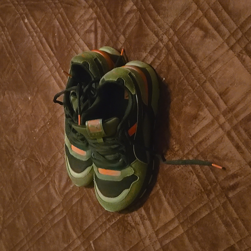 Puma size 9.5